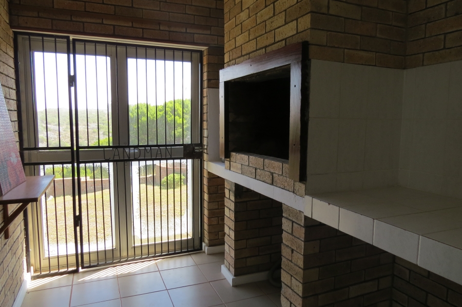 3 Bedroom Property for Sale in Stilbaai Wes Western Cape